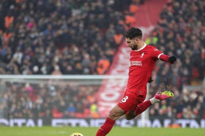 斯蒂尔：利物浦原本准备聘用孔帕尼，索博需要恢复射门员的定位