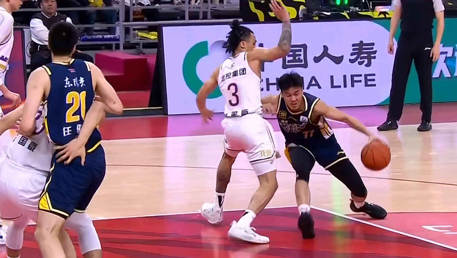 终于来了！CBA休赛期第一“锋线大鱼”，或被广东队高薪挖角？