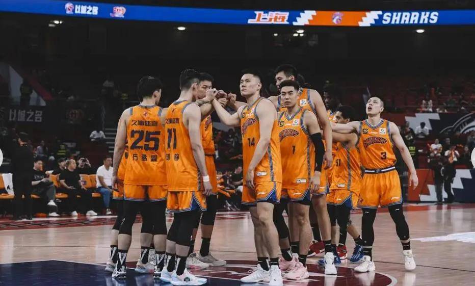 CBA土豪！媒体人爆料上海队交易筹码明细 千万级现金+选秀权