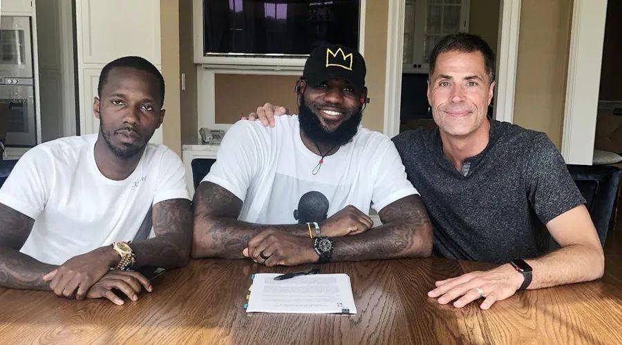 詹姆斯加盟勇士？谣言满天飞，湖人队的做法太无情