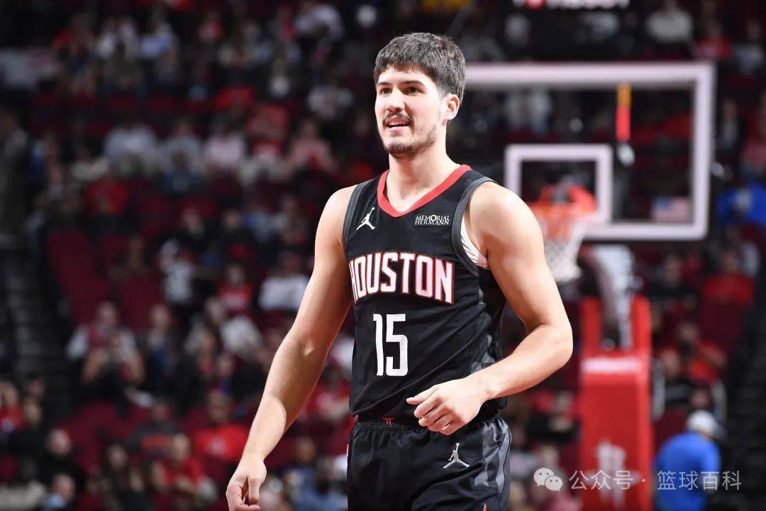 19中6加6失误，正负值-26，火箭队非卖品就这？