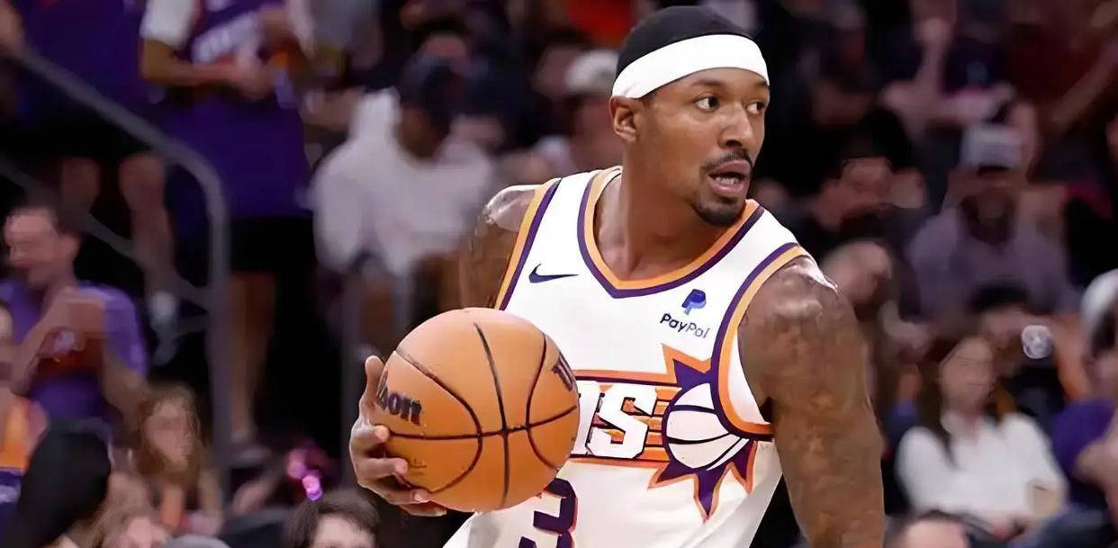 正式确认！布拉德利-比尔完成买断，加盟洛杉矶快船成关键