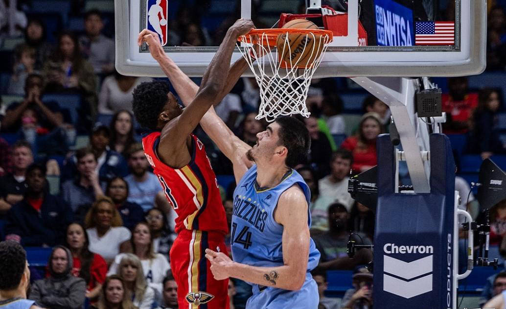 新奥尔良鹈鹕重建：状元锡安是否应当被交易？