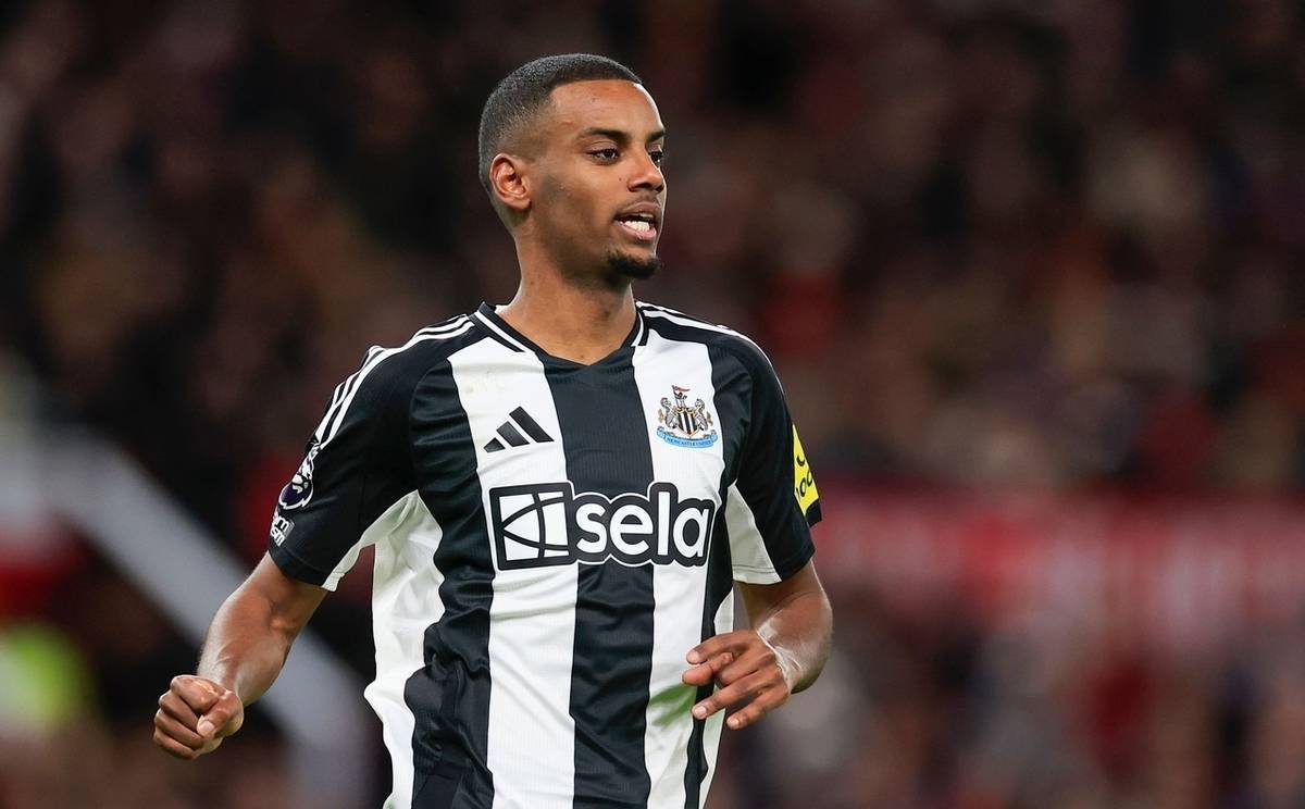 一亿英镑不值？利物浦新中锋并不差，主帅战术成关键，球迷松口气