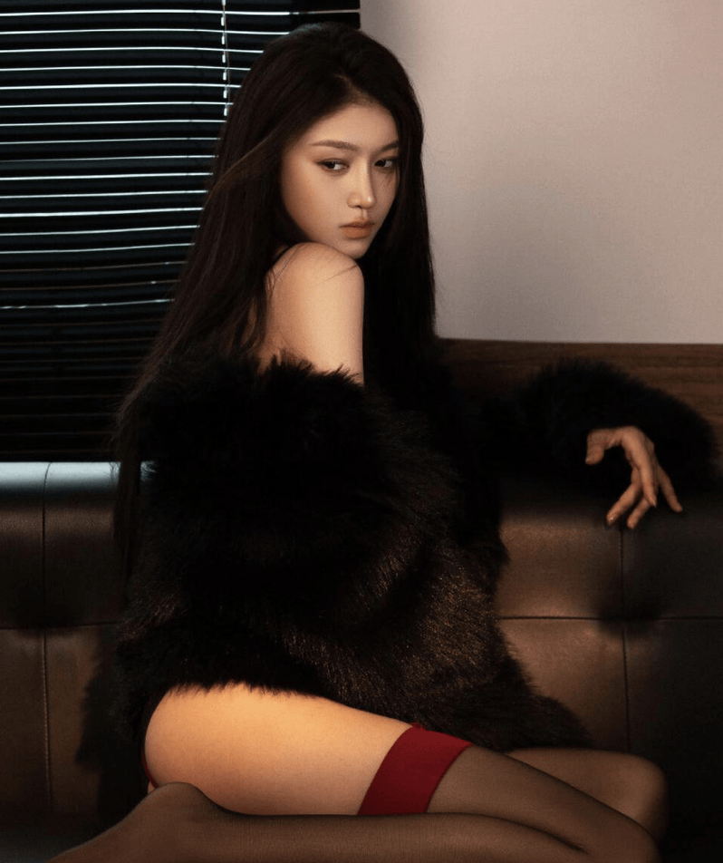 曼联支出超1.5亿欧，挖狼队库尼亚、布伦特姆贝莫