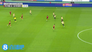 半场-亚马尔双响+被断致丢球莱万建功 巴塞罗那3-2首尔FC