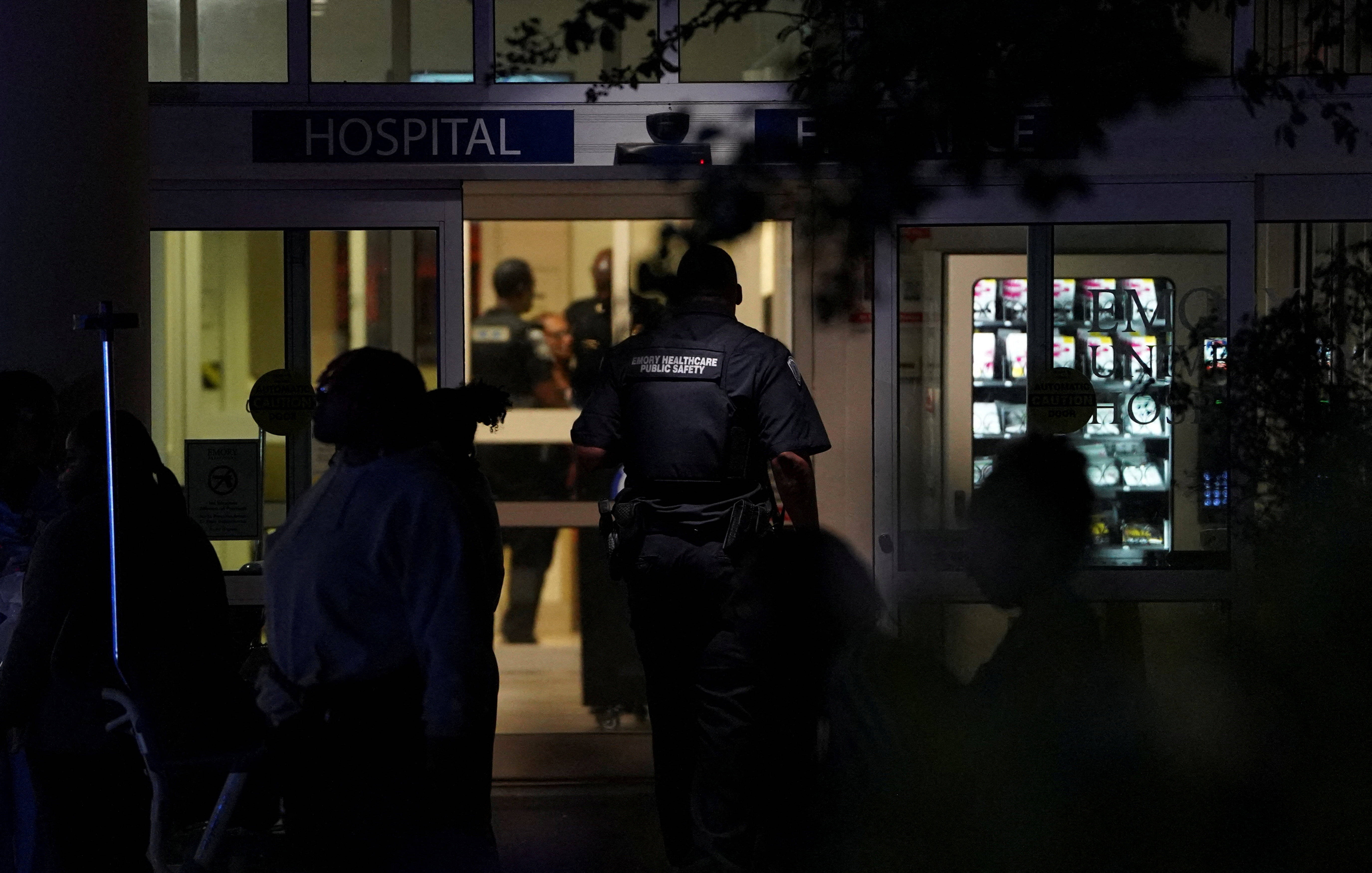 （外代一线）美国亚特兰大市发生枪击 一名警员死亡