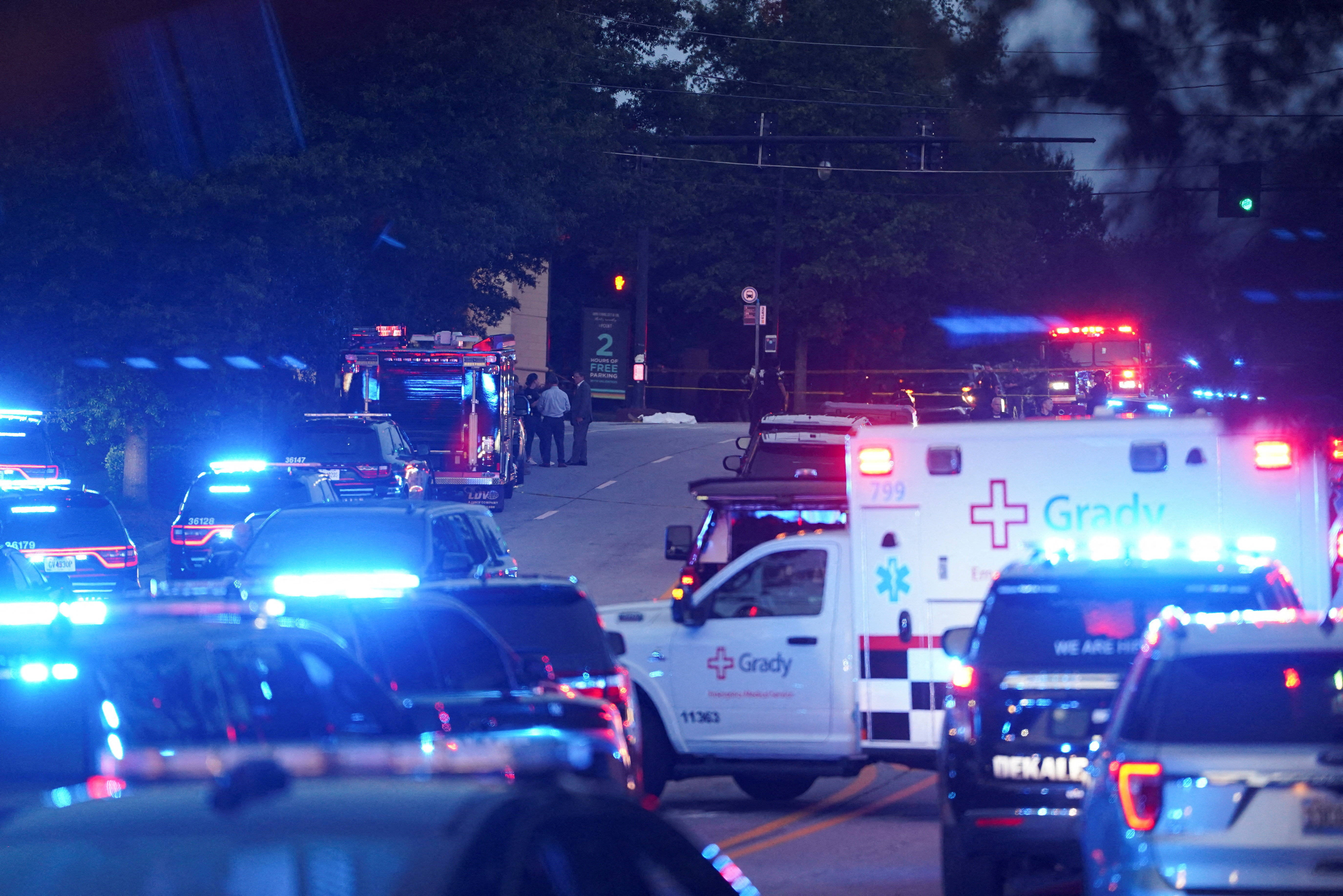 （外代一线）美国亚特兰大市发生枪击 一名警员死亡