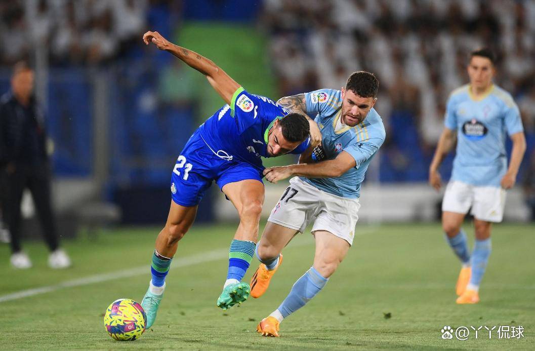 西甲新赛季首战：塞尔塔对阵赫塔菲，战术与斗志的碰撞