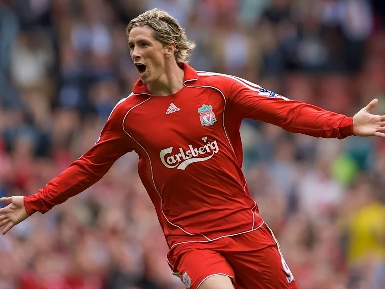 盘点21世纪利物浦十款经典球衣，你有收藏吗？