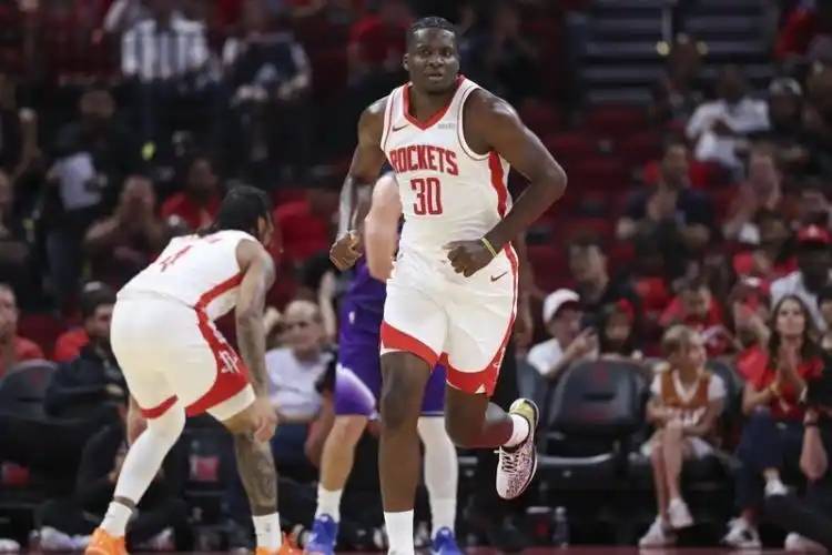 再见范乔丹！火箭、魔术酝酿3换1交易，1米96后卫空降休斯顿