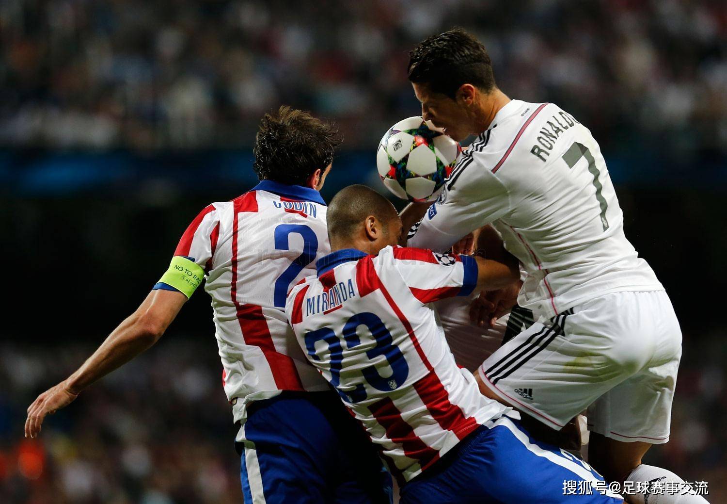 今日足球：马德里竞技vs阿拉维斯 奥格斯堡vs弗赖堡