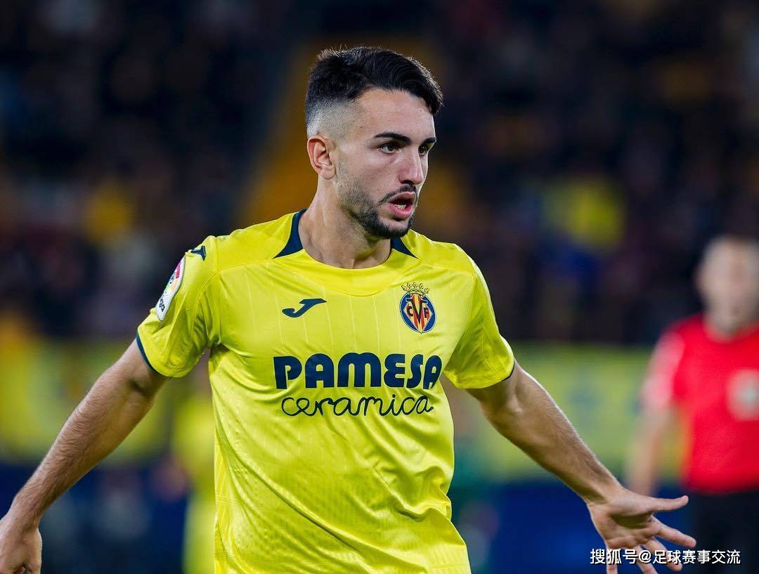 今日足球：比利亚雷亚尔vs巴塞罗那 阿斯顿维拉vs曼联