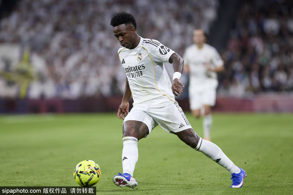 西甲-贡萨洛-加西亚戴帽罗德里戈2助攻 皇马5-1贝蒂斯